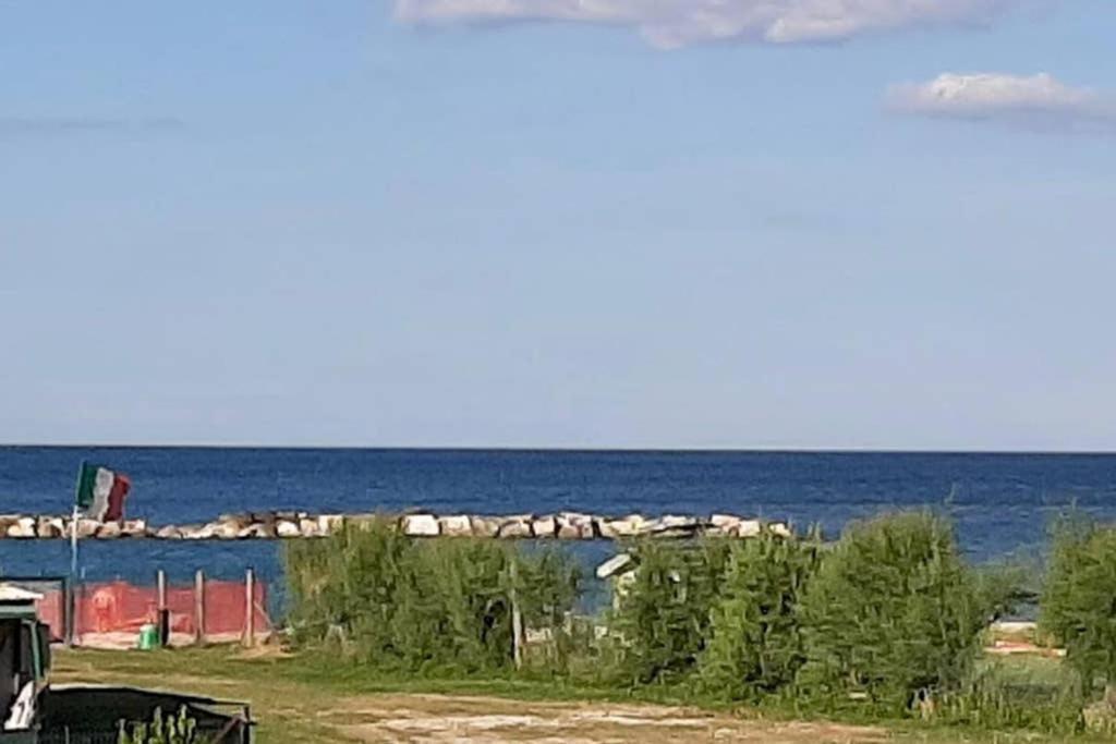Apartmán Bilocale Vista Mare Fano Exteriér fotografie